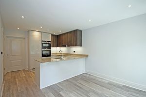 Fir Tree Court, Limpsfield Road